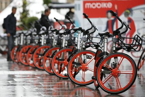 6月29日，來自中國的摩拜單車在英國第二大城市曼徹斯特亮相。新華社發(fā)