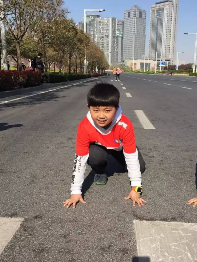開(kāi)跑之前，熱身工作要做好，我準(zhǔn)備好啦！