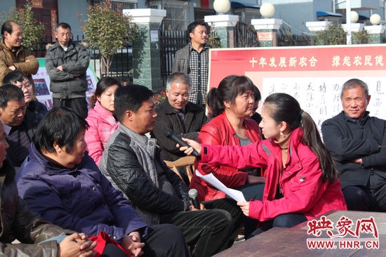 趙村鄉(xiāng)最早參加新農(nóng)合的農(nóng)民代表回憶當(dāng)初參合時(shí)的疑慮，如今的他對(duì)新農(nóng)合政策充滿信心