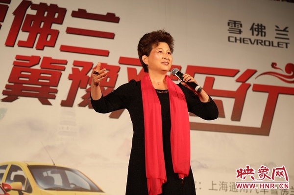張春榮演唱的《香魂女》選段，博得觀眾陣陣掌聲。