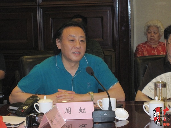 河南省音樂家協(xié)會(huì)主席、著名作曲家周虹