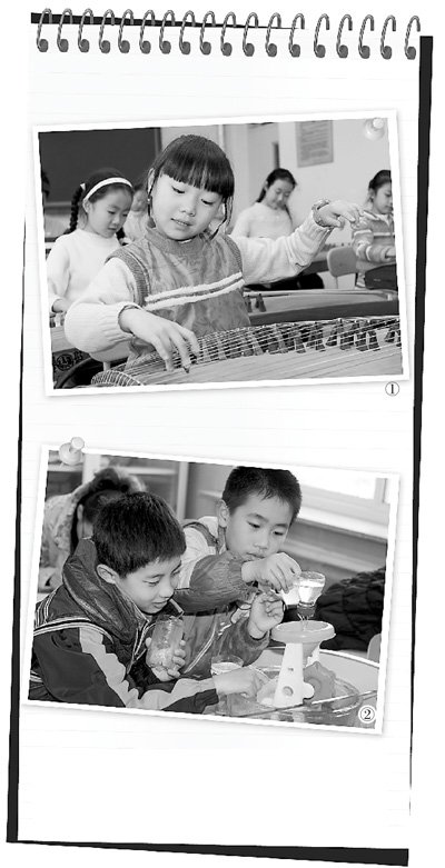 　圖1：鐵路五小古箏社團的孩子們正在演奏《高山流水》，圖2：科學課上，孩子們正在探索水的秘密。