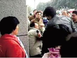 純屬誤會(huì)，人家不是人販子