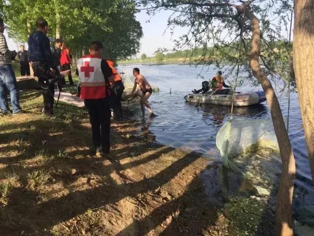 濮陽(yáng)2名十四五歲學(xué)生落水失蹤 遺體已被找到