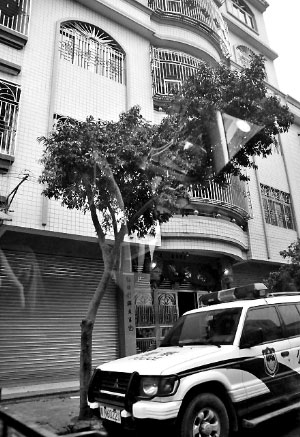 已經(jīng)被免職的陸豐“房爺”違規(guī)私用警車。