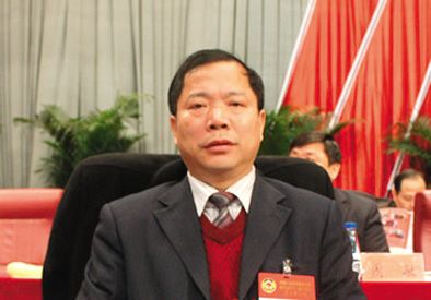 原萍鄉(xiāng)市政協(xié)主席晏德文。