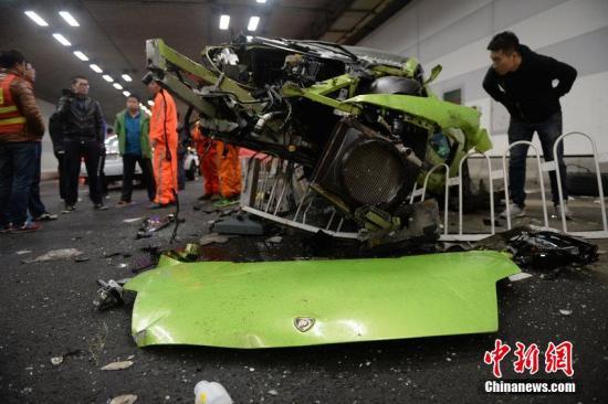 北京豪車(chē)飆車(chē)案今日開(kāi)審兩司機(jī)被訴危險(xiǎn)駕駛罪
