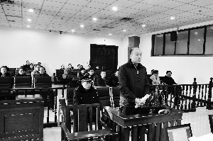 顏承魯庭審現(xiàn)場。資料照片