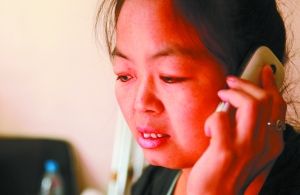 每次給家人打電話，史女士都會(huì)很難過。