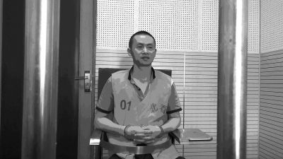 　　犯罪嫌疑人汪小松受審時(shí)截圖。一分檢供圖