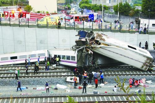 當?shù)貢r間24日晚，西班牙一列火車在圣地亞哥-德孔波斯特拉附近脫軌，造成至少78人死亡、上百人受傷。
