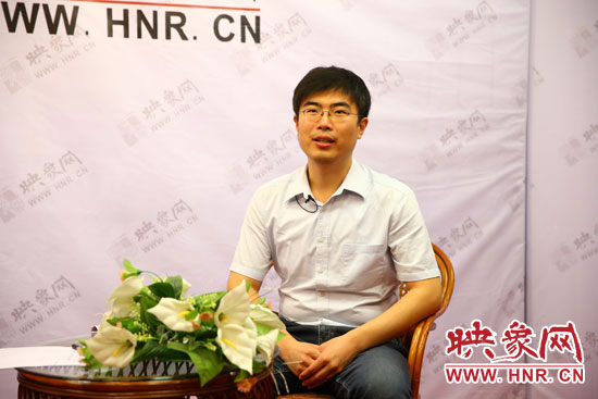 北京大學河南招生組副組長韓松做客映象網《名校面對面》系列訪談