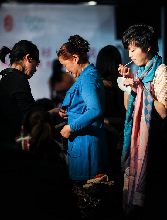 新農(nóng)村新女性T臺(tái)秀