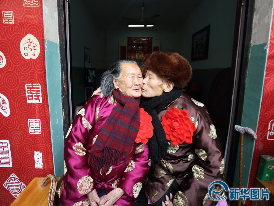  “不求天長地久 只愿今生共相伴”