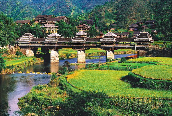 見(jiàn)證浪漫愛(ài)情 盤點(diǎn)中國(guó)浪漫愛(ài)情橋