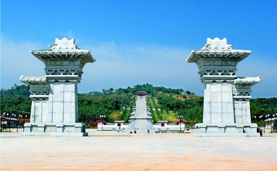 母親節(jié)，帶上爸媽去撒歡吧?。? uploadpic=