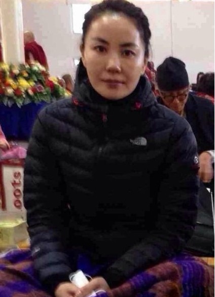 網(wǎng)友曝王菲現(xiàn)身泰國(guó)參加禪修班。