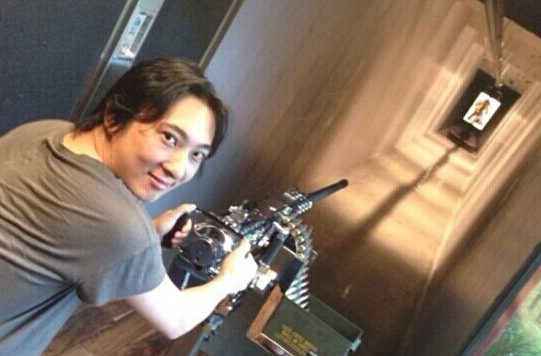 王思聰嘲笑雷軍講英文：別出國丟這個(gè)臉了