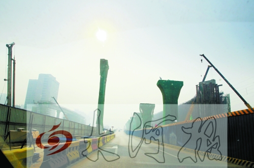 　三環(huán)大“項(xiàng)圈”，西、北兩段預(yù)計(jì)年底通車