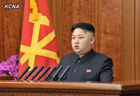 據(jù)朝中社報(bào)道，朝鮮最高領(lǐng)導(dǎo)人金正恩1日發(fā)表2013年新年賀詞。