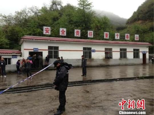 圖為事故救援現(xiàn)場。 禎東 攝