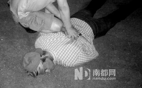 俄羅斯安全部門發(fā)布圖片顯示，美國(guó)駐俄使館工作人員福格爾被抓獲。