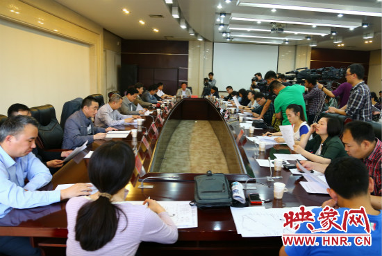 鄭州三環(huán)快速化工程通車新聞發(fā)布會(huì)現(xiàn)場。