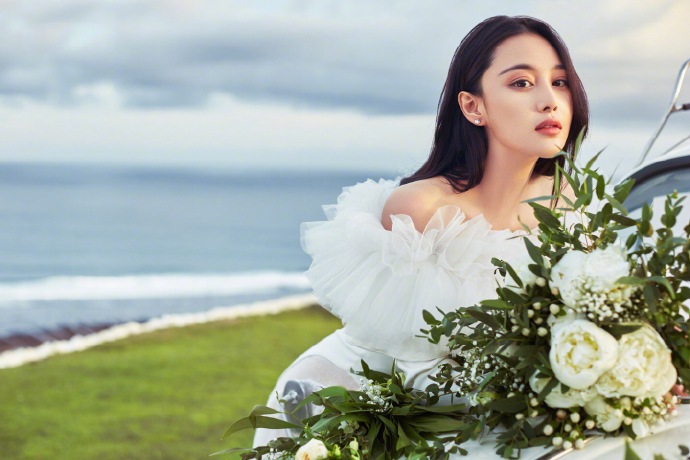 張馨予的婚紗成了淘寶爆款，知道價(jià)格后讓人大跌眼鏡！
