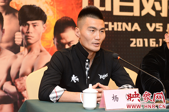 雙冠王楊茁接受媒體采訪