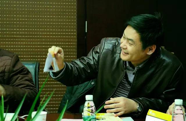 孫躍青 鄭州市公交公司車長，首屆河南十大影響力公職人員獲獎(jiǎng)?wù)? complete=