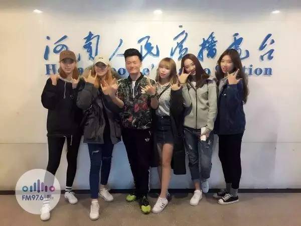 路飛終于體驗了一回“他在叢中笑”的感覺！