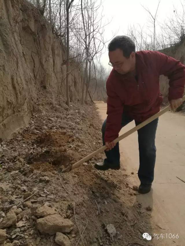 這大叔干起活也是很6呀！