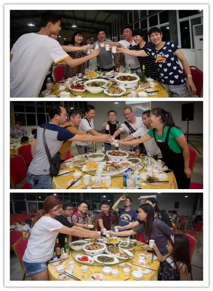看我們的飯菜豐盛嗎？