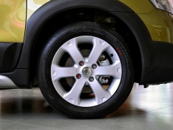 東風(fēng)日產(chǎn)2013款驪威