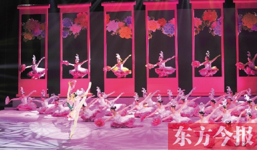 燈光璀璨、歌舞飛旋，昨晚備受矚目的第31屆中國洛陽牡丹文化節(jié)開幕式在洛陽歌劇院上演。