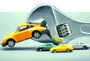 國慶節(jié)起，由國家質檢總局發(fā)布的《家用汽車產品修理、更換、退貨責任規(guī)定》(簡稱汽車“三包”)將正式實施。不少業(yè)內人士表示，汽車“三包”政策的落實，二手車市場或將得以“洗牌”。