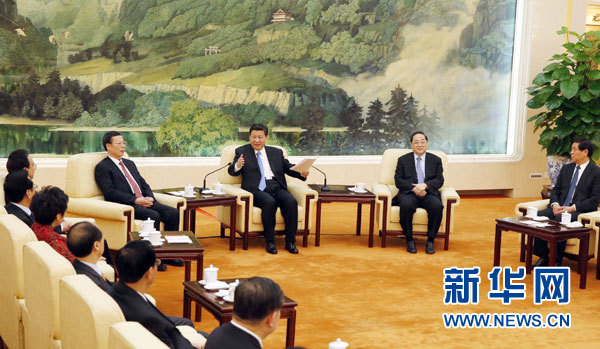 1月22日，習(xí)近平、俞正聲、張高麗等在北京人民大會(huì)堂同黨外人士歡聚一堂，共迎新春。
