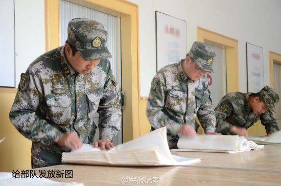 我軍新版作戰(zhàn)地圖配發(fā)部隊(duì) 30年來(lái)首次全面更換