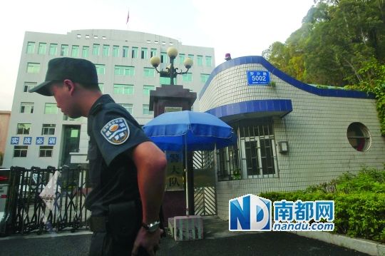 　中標(biāo)的美發(fā)公司注冊(cè)地點(diǎn)就在羅湖公安分局巡警大隊(duì)里面。