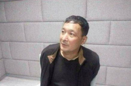 圖為在逃犯罪嫌疑人王慶新。