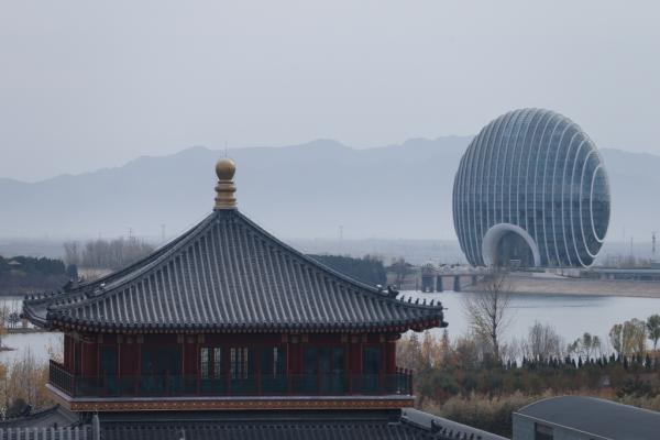 　因APEC會議籌備，雁棲湖景區(qū)于10月25日關閉至11月14日重新開放。 劉行喆 澎湃資料