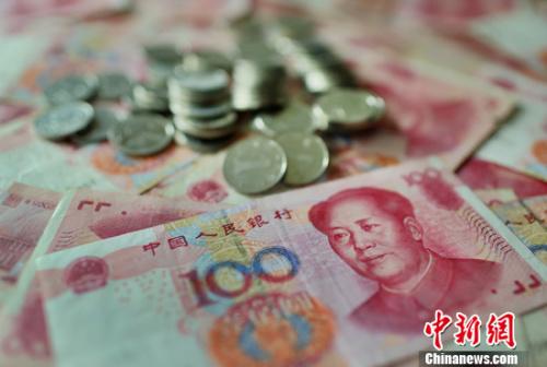 2015年各行業(yè)年平均工資出爐 來(lái)看你達(dá)標(biāo)了嗎？