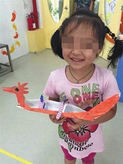 深圳5歲女孩羅一笑患上白血病，在深圳市兒童醫(yī)院救治。網(wǎng)絡(luò)截圖