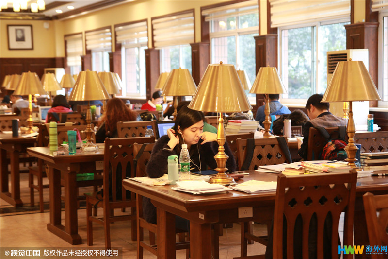 重慶大學改造翻新的“民國風圖書館”走紅網(wǎng)絡，引得無數(shù)網(wǎng)友點贊