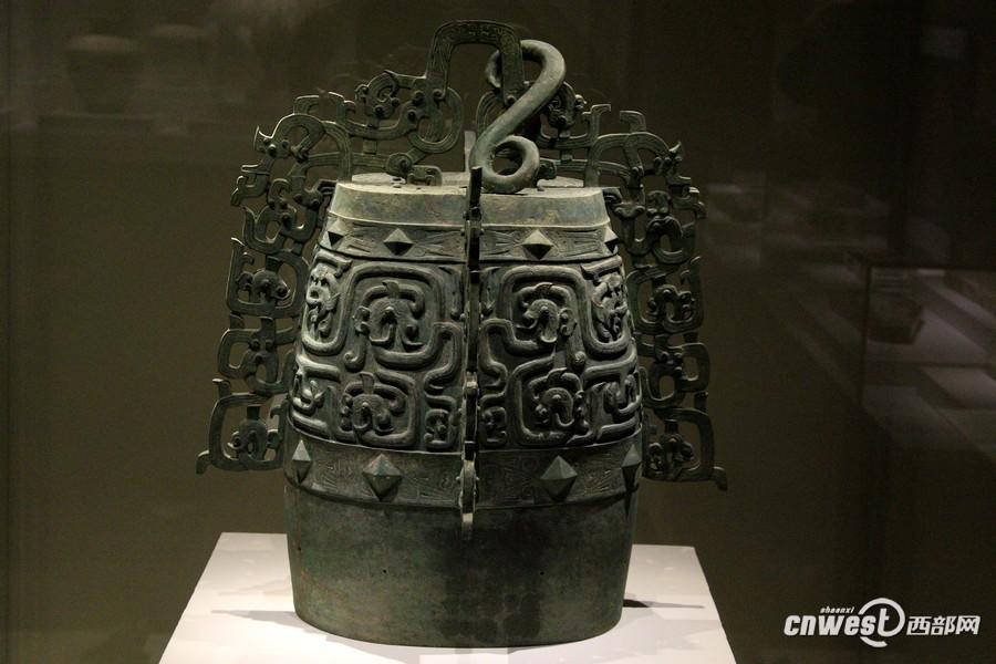 天水出土的青銅重器秦子镈。