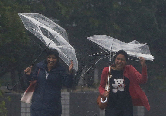 19號臺風(fēng)在日本登陸，帶來強降雨。