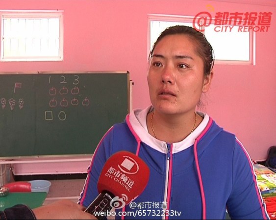 當(dāng)事老師接受采訪時表示很委屈。