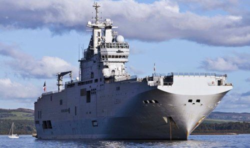 俄羅斯向法國購買西北風(fēng)級兩棲攻擊艦。