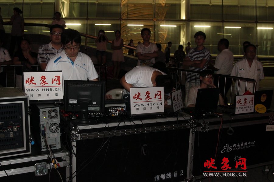 河南人民廣播電臺(tái)聲動(dòng)中原頻率推介會(huì)---舞動(dòng)青春篇