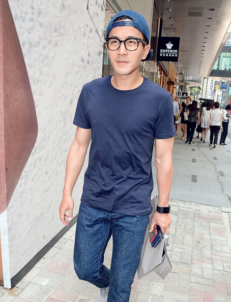 劉愷威赴女裝店取衣服 封嘴避談婚變傳聞 劉愷威赴女裝店取衣服 封嘴避談婚變傳聞